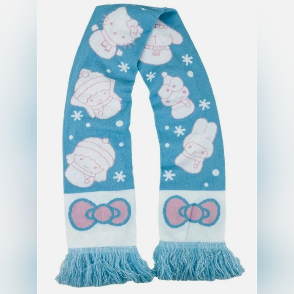BNIP Sanrio Hello Kitty and friends wintee snow scarf